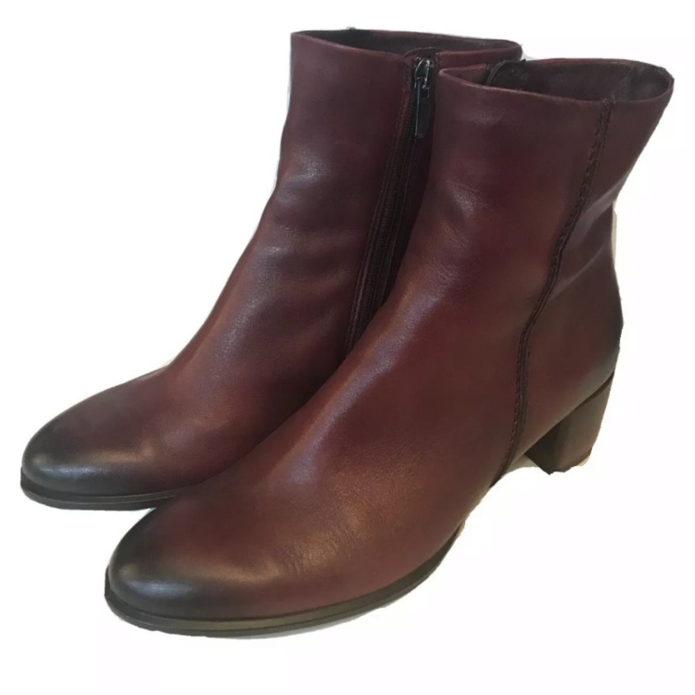 ECCO Shape 35 Ankle Boot Size 38 7.5 Burgundy